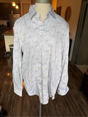 Perry Ellis White Button-Up Shirt with Black Floral Swirl Print
